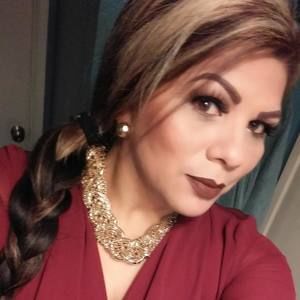 Meet your Posher, Marcela